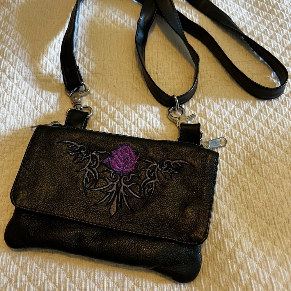 Harley-Davidson Black Leather Crossbody with Purple Rose Embroidery